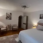 Louis & Elza Old Town Romantic Appartement *