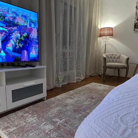 Apartment Louis & Elza Old Town Romantic *