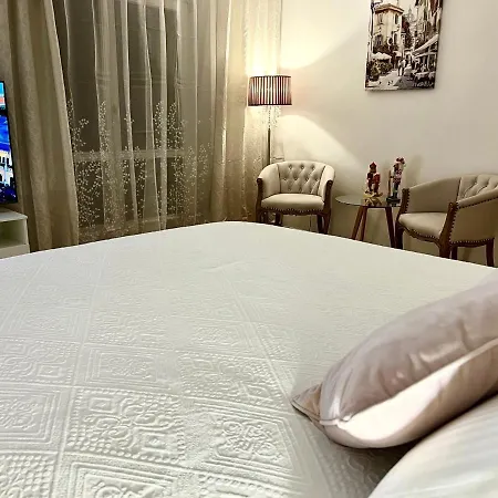 Apartment Louis & Elza Old Town Romantic