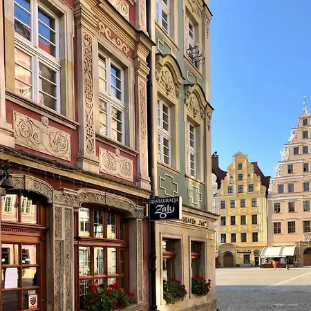 Louis & Elza Old Town Romantic Breslavia